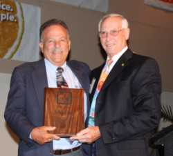 UF/IFAS Researcher Feted For Service To Citrus