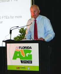 Charlie Egerton speaking at the 2013 All Florida Ag Show