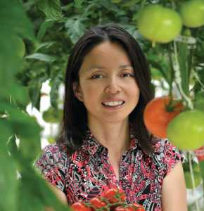Chieri Kubota is a  professor in the School of Plant Sciences at the University of Arizona.