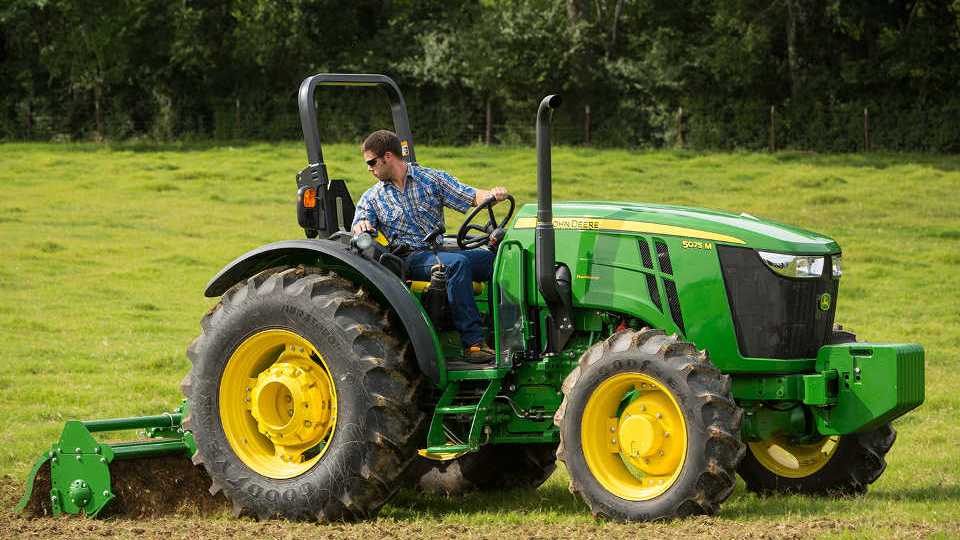 John Deere Announces Changes To 5M Utility Tractors - Growing Produce