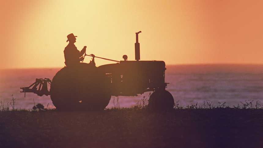 Basic tractor on the horizon