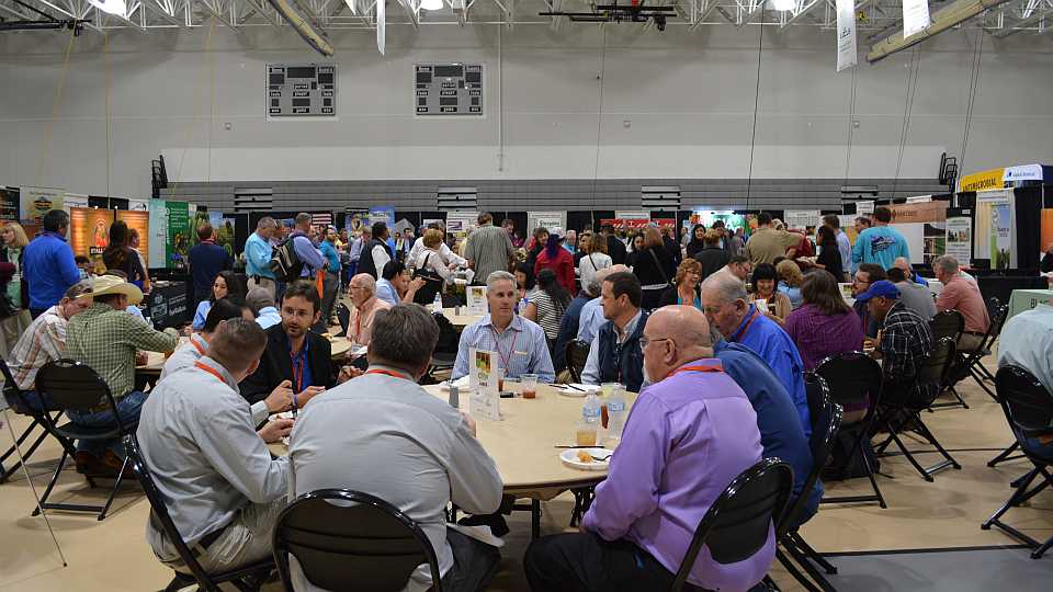 Lunch crowd at 2018 Florida Citrus Show